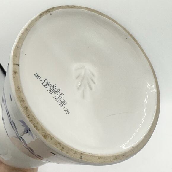 Clase Azul Reposado Empty Tequila Bottle Hand Painted Decanter 15" tall - Picture 4 of 6